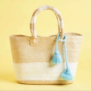 NWOT Altru straw tote/beach bag